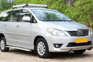 Innova Car Hire in Amritsar